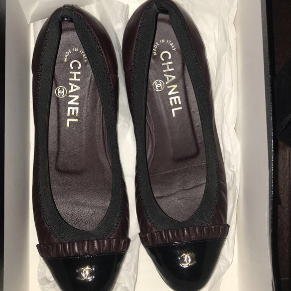 CHANEL Shoes - Chanel Lambskin Ballerina Flats in Burgundy